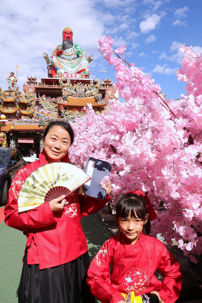 台中南天宮 | 過年開運補財庫、借發財金，過年走春必訪台中財神廟，求財超靈驗！