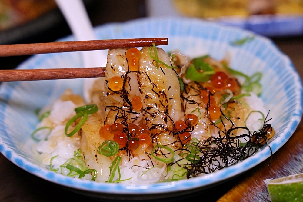 將軍府勤美店 | 草悟道深夜食堂，炭火串燒、肥美生蠔、日本清酒，台中居酒屋推薦！