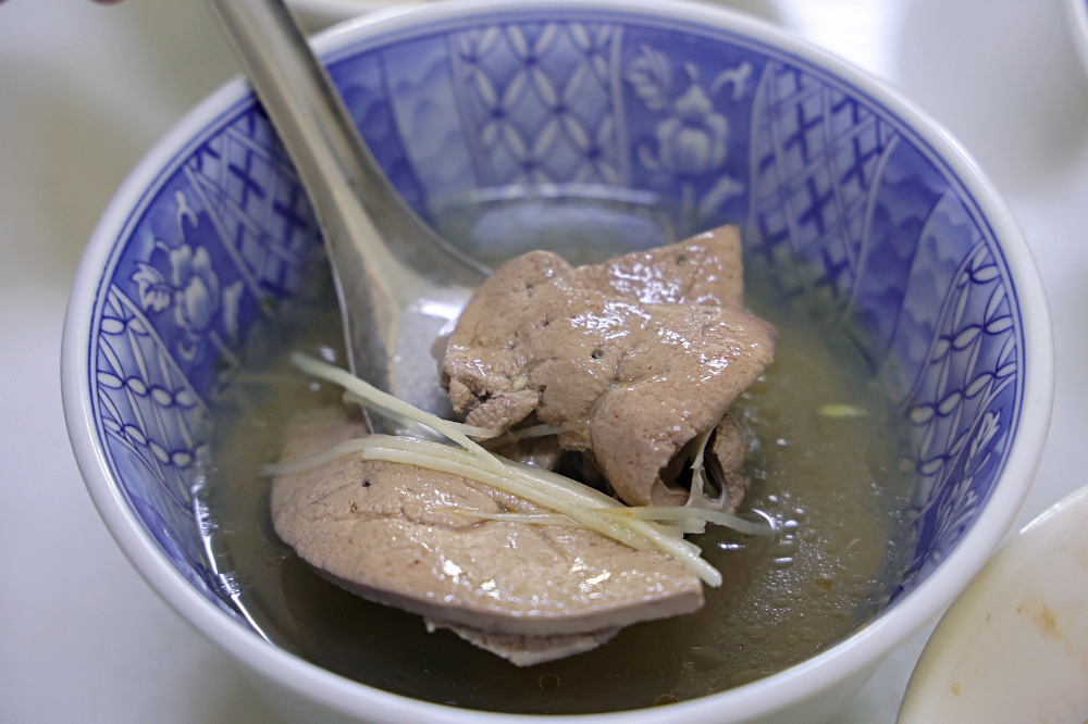 老士官長擀麵 | 來清水必吃眷村老味道，內行人最愛擀麵配蔬菜蛋湯！