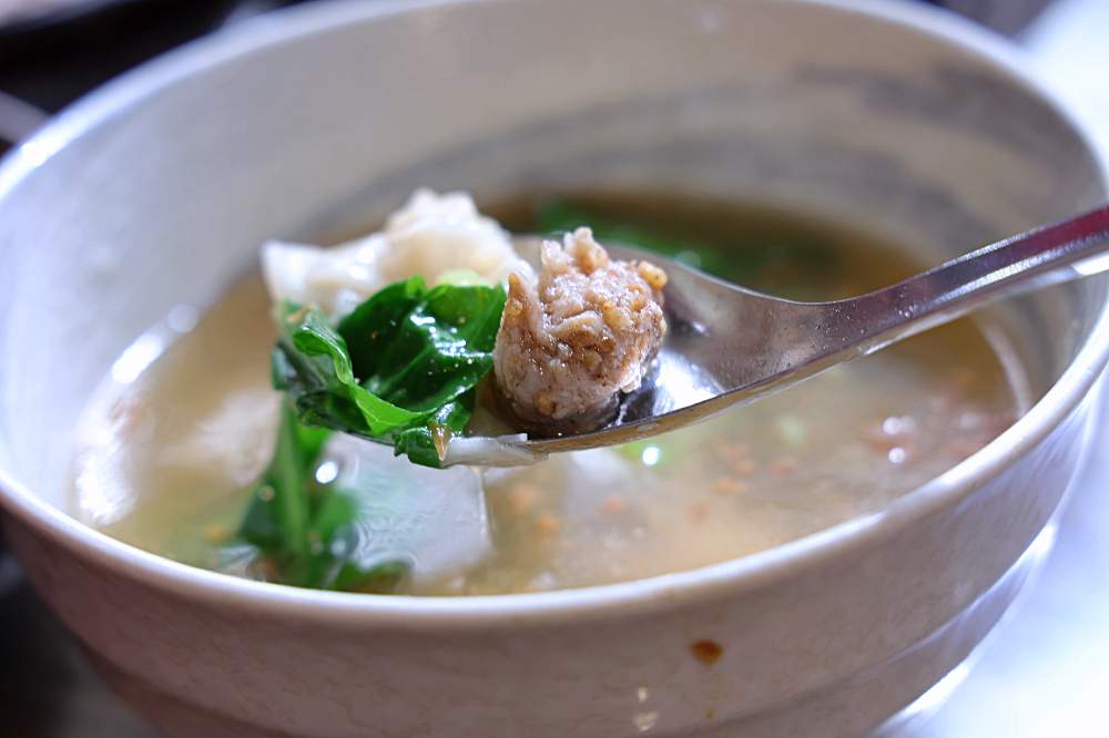 竹仔腳麵食館 | 南屯老街人氣美食，40年老店生意超好，江湖盛傳被麵食耽誤的滷味店就這間！