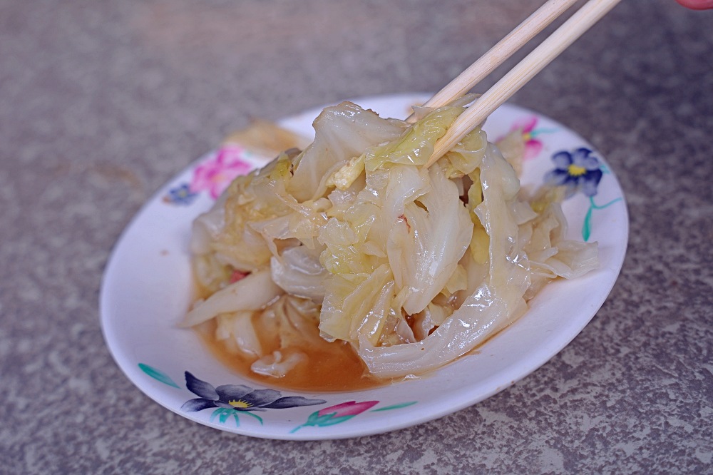 魯肉賴 | 最接地氣的豐原早午餐！豬腳飯、爌肉飯、肉排飯一賣快40年，豐原必吃美食推薦！