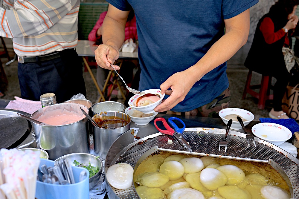 梁特製肉圓 | 粉嫩嫩少女肉圓，台中35年人氣肉圓老店，一天只賣4小時！