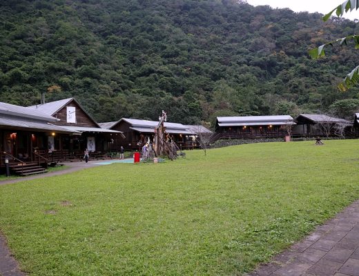 太魯閣部落灣住宿 | 群山環抱的原住民風小木屋，住在太魯閣國家公園裡享受天籟！