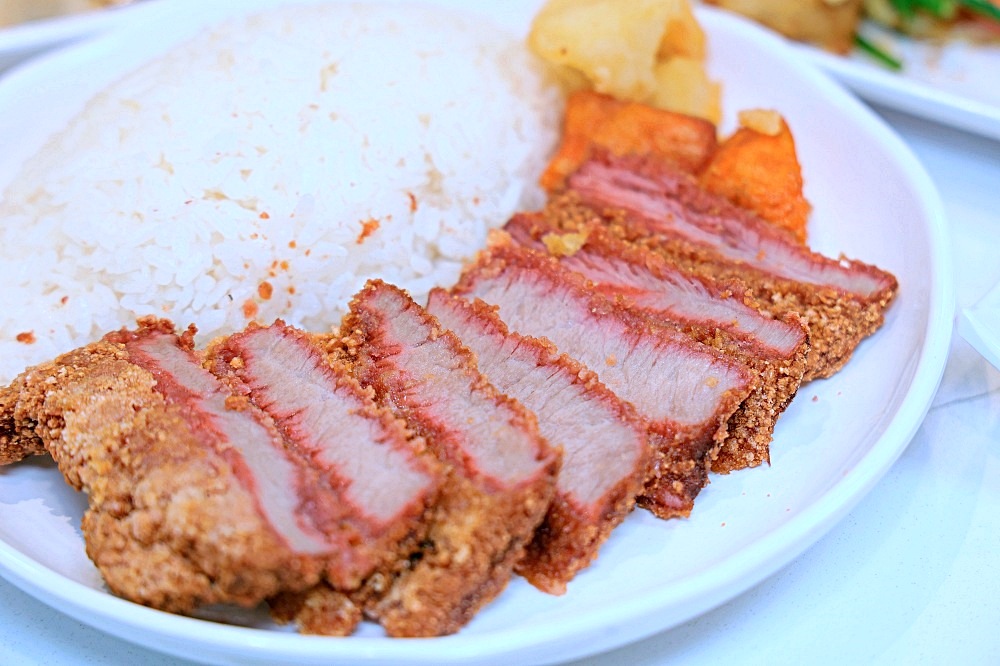 客來樂夜食 | 宵夜吃什麼？台中深夜食堂全新推出酸菜牛肉麵和厚切豬排咖哩飯，台中宵夜推薦！