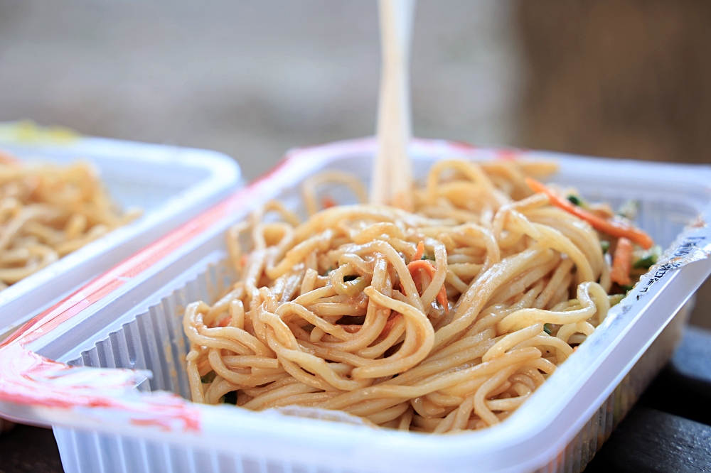 旱溪人鋒涼麵 | 30年涼麵老店，銅板價古早味，樂成宮附近美食