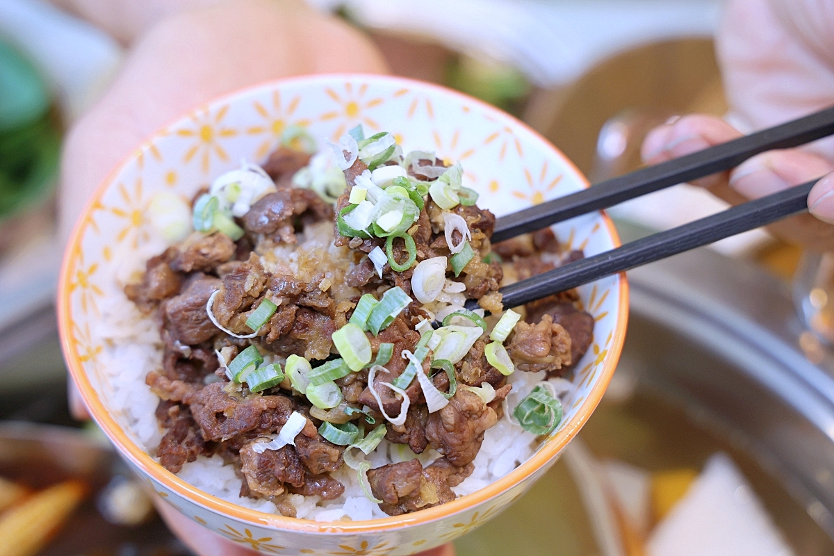 森鄰鍋物 | 台中溫體牛火鍋吃這間，台南每日新鮮直送，熱帶森林風裝潢好美！