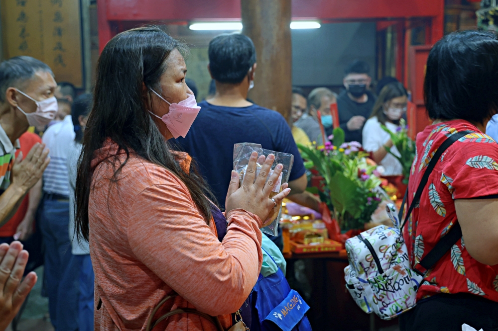 南天宮 | 台中財神廟超靈驗，關聖帝君生日契子回宮、借發財金求好運、吃平安龜好熱鬧！