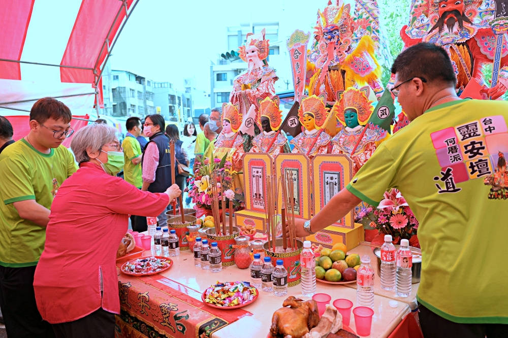 南天宮 | 台中財神廟超靈驗，關聖帝君生日契子回宮、借發財金求好運、吃平安龜好熱鬧！