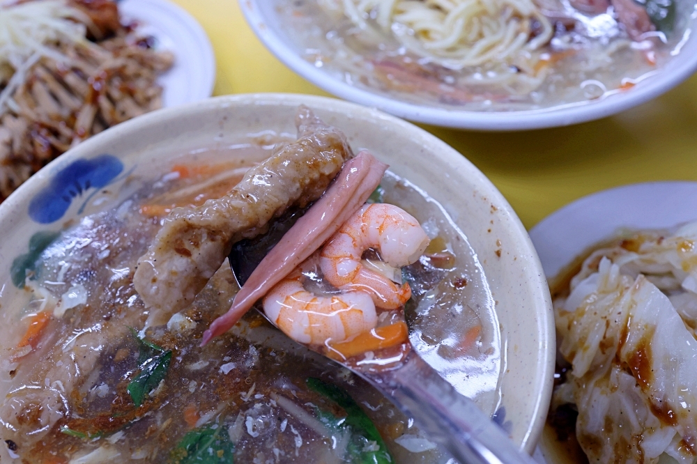 正老牌魷魚羹 | 第五市場40年老店，魷魚羹、蝦仁羹美味無法擋！