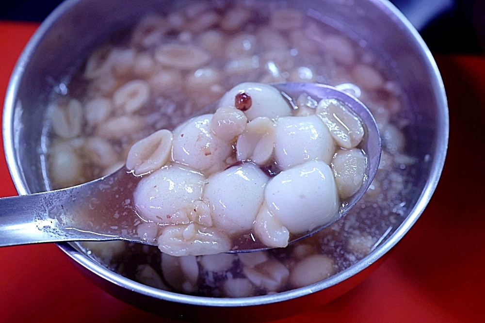 樂群湯圓之家 | 台中湯圓老店，鮮肉湯圓飽滿大粒，小湯圓軟糯香甜，夏限定圓仔冰，第五市場美食