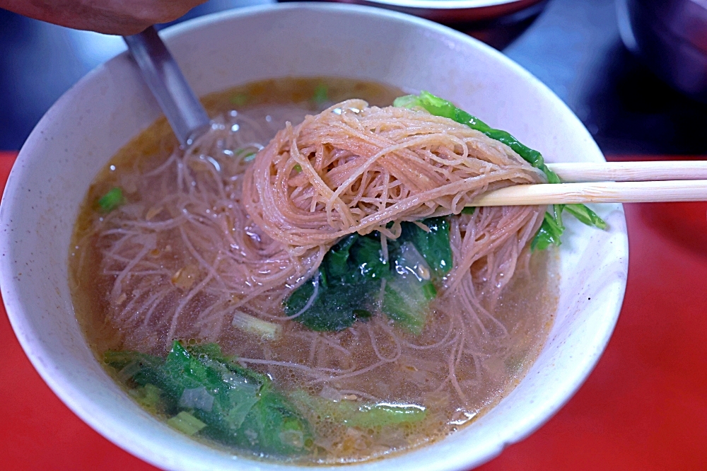 樂群湯圓之家 | 台中湯圓老店，鮮肉湯圓飽滿大粒，小湯圓軟糯香甜，夏限定圓仔冰，第五市場美食