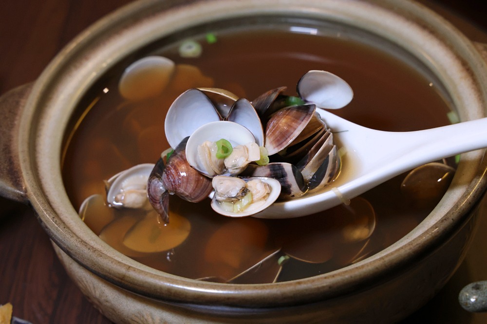 紅葉和漢精緻料理 | 台中超值合菜午餐太划算，定食丼飯第2套半價還免服務費