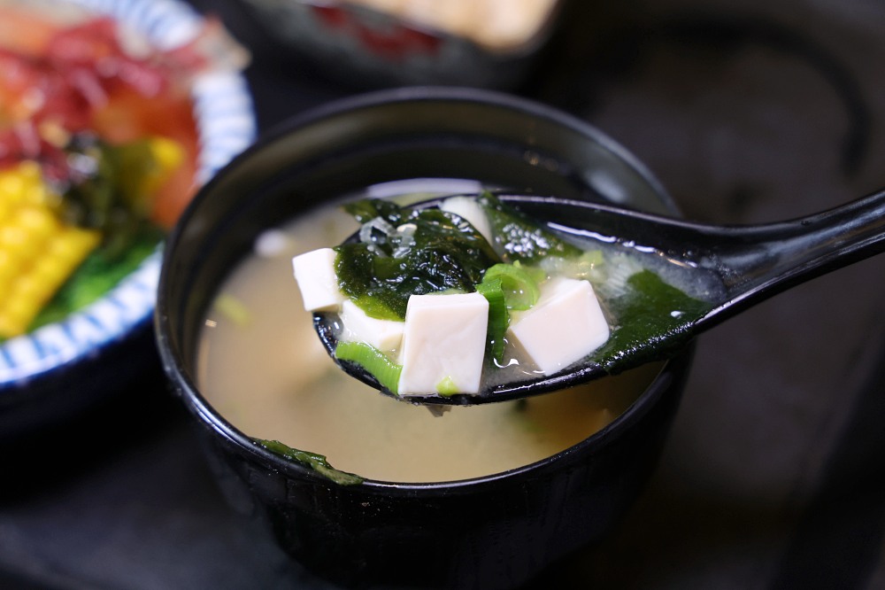 紅葉和漢精緻料理 | 台中超值合菜午餐太划算，定食丼飯第2套半價還免服務費