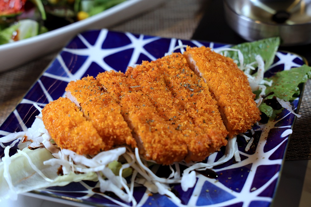 三生有幸精品牛肉麵 | 只有3組座位的私廚級早午餐，入座招待威士忌