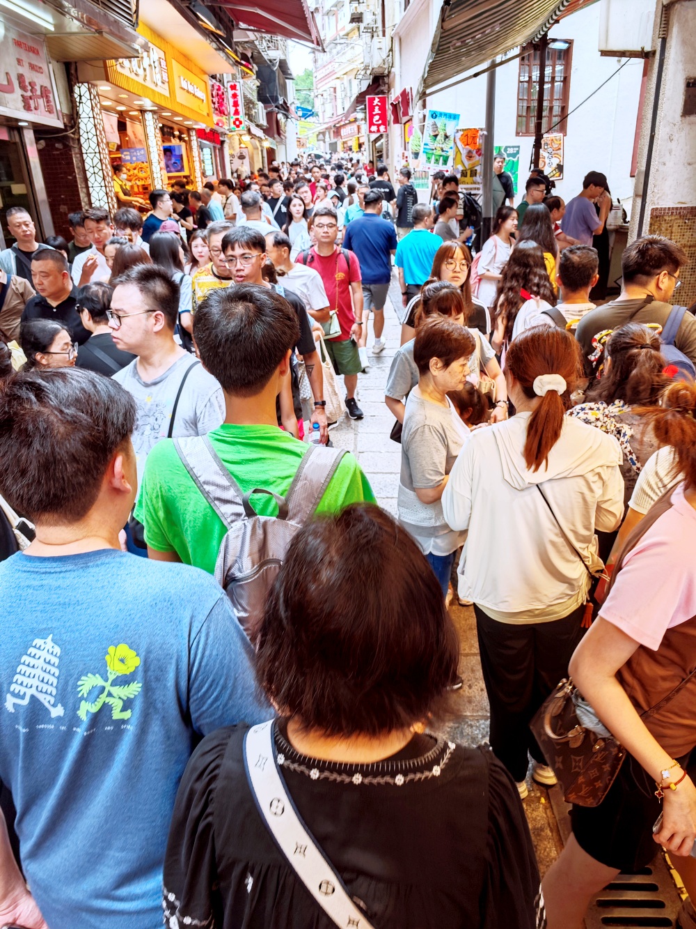 澳門歷史城區 | 澳門景點美食，大三巴、玫瑰聖母堂、大砲臺，必吃榮記豆腐豆花、明記牛什