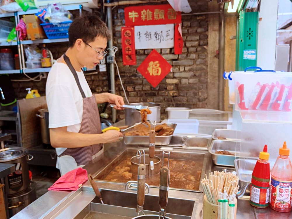 澳門歷史城區 | 澳門景點美食，大三巴、玫瑰聖母堂、大砲臺，必吃榮記豆腐豆花、明記牛什