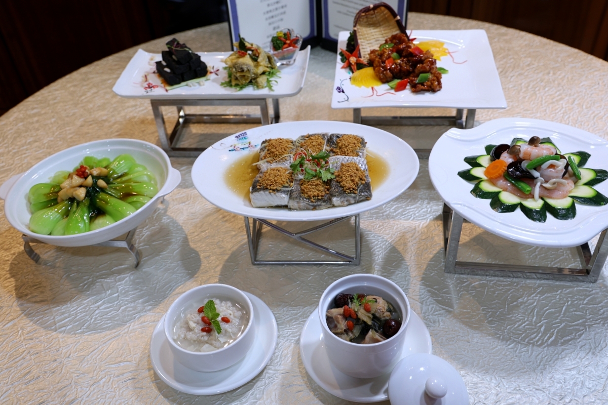 麗星郵輪探索星號美食餐廳全收錄 | 3間免費餐廳7間付費餐廳,舌尖上的郵輪1日5餐吃好吃滿 麗星郵輪探索星號美食餐廳全收錄 | 3間免費餐廳7間付費餐廳,舌尖上的郵輪1日5餐吃好吃滿