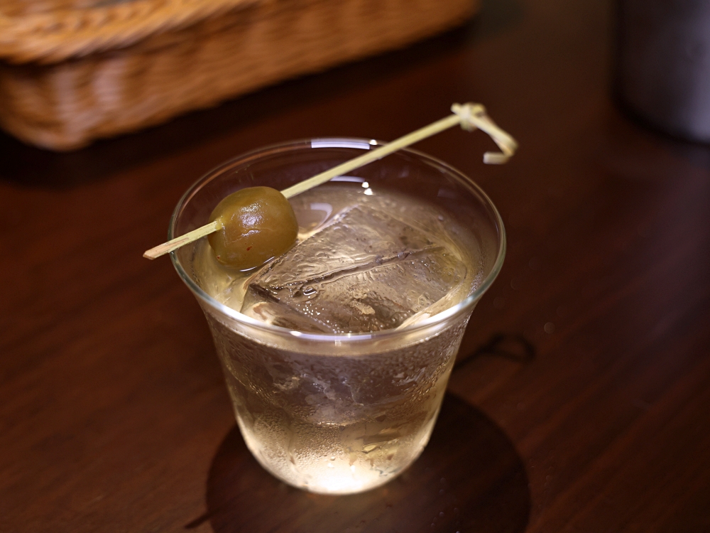 西門町最潮老宅酒吧-無心戒酒互助會同溫層俱樂部，餐酒氣氛全制霸