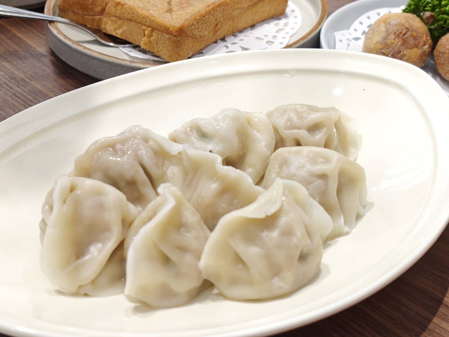 公益路又一間超美新茶館！「三茶六味」適合約會聚餐，放鬆喝好茶吃好菜