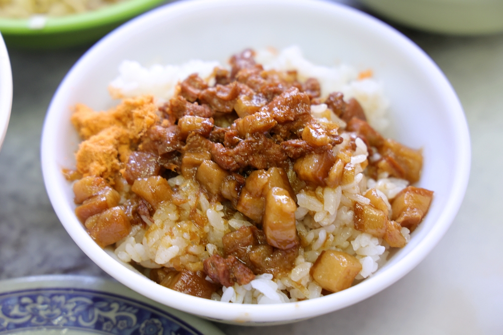 阿隆麵攤 | 台中向上市場必須吃的人氣麵店