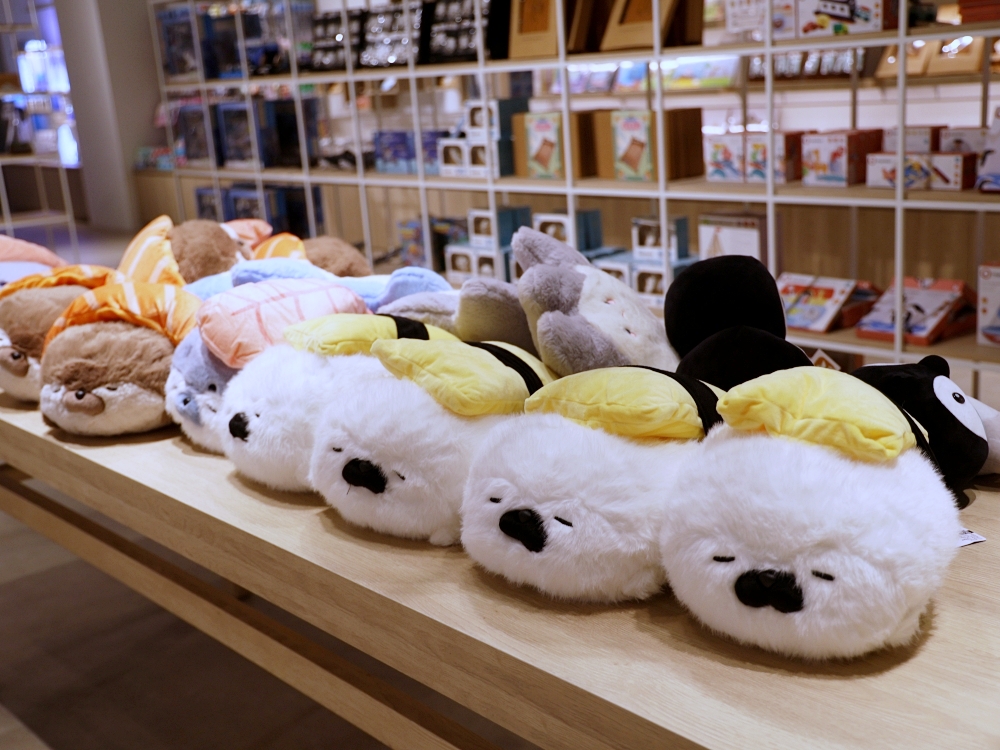 台中海洋館有什麼好買？台中海洋館限定商品、海洋主題商品都好燒啊！