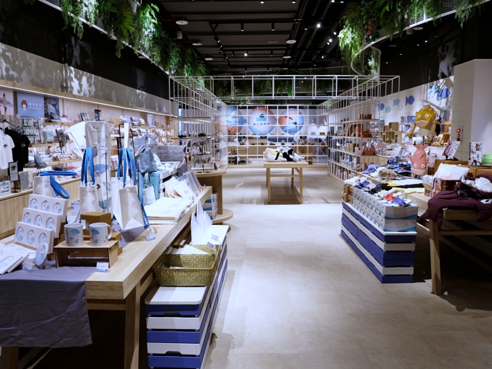 台中海洋館有什麼好買？台中海洋館限定商品、海洋主題商品都好燒啊！