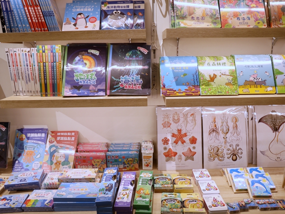 台中海洋館有什麼好買？台中海洋館限定商品、海洋主題商品都好燒啊！