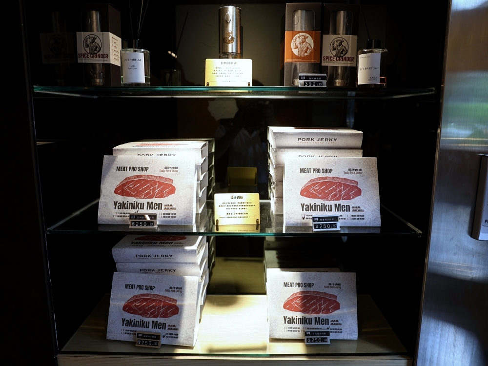 台中燒肉推薦|燒肉MEN朝富店開箱:499元起高CP套餐+水耕生菜沙拉吧、哈根達斯吃到飽 台中燒肉推薦|燒肉MEN朝富店開箱:499元起高CP套餐+水耕生菜沙拉吧、哈根達斯吃到飽