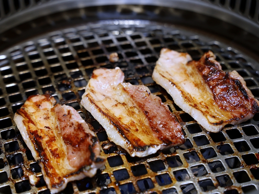 台中燒肉推薦|燒肉MEN朝富店開箱:499元起高CP套餐+水耕生菜沙拉吧、哈根達斯吃到飽 台中燒肉推薦|燒肉MEN朝富店開箱:499元起高CP套餐+水耕生菜沙拉吧、哈根達斯吃到飽