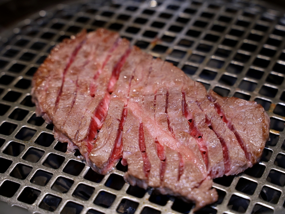 台中燒肉推薦|燒肉MEN朝富店開箱:499元起高CP套餐+水耕生菜沙拉吧、哈根達斯吃到飽 台中燒肉推薦|燒肉MEN朝富店開箱:499元起高CP套餐+水耕生菜沙拉吧、哈根達斯吃到飽