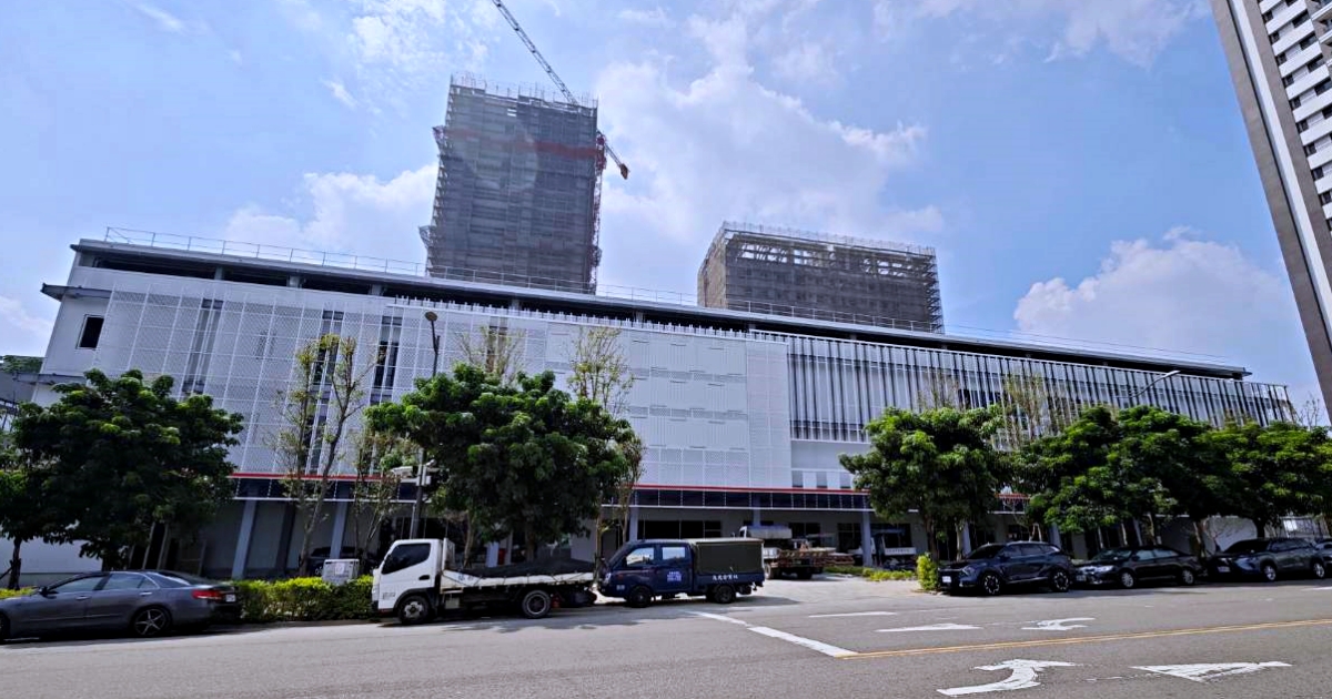 台中最大全聯旗艦店 | 全台首間全聯複合式百貨賣場，在台中東區站前秀泰影城旁
