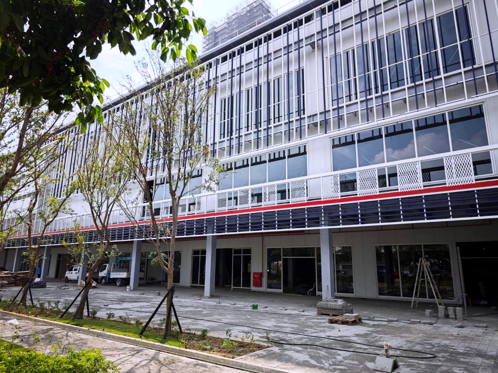 台中最大全聯旗艦店 | 全台首間全聯複合式百貨賣場，在台中東區站前秀泰影城旁