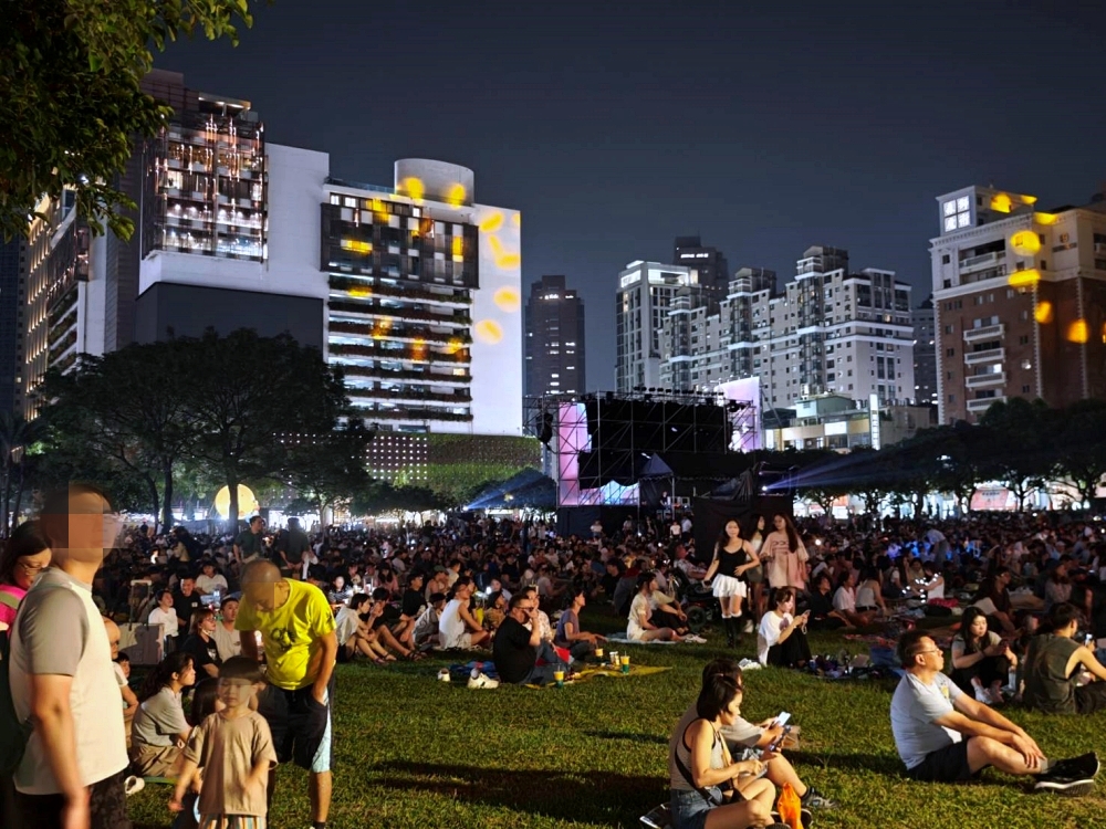 2025台中爵士音樂節 | 台中最Chill的十月派對,必吃美食攤位大推阿布潘 2025台中爵士音樂節 | 台中最Chill的十月派對,必吃美食攤位大推阿布潘