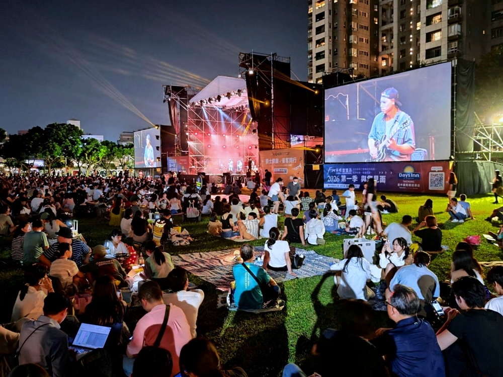 2025台中爵士音樂節 | 台中最Chill的十月派對,必吃美食攤位大推阿布潘 2025台中爵士音樂節 | 台中最Chill的十月派對,必吃美食攤位大推阿布潘