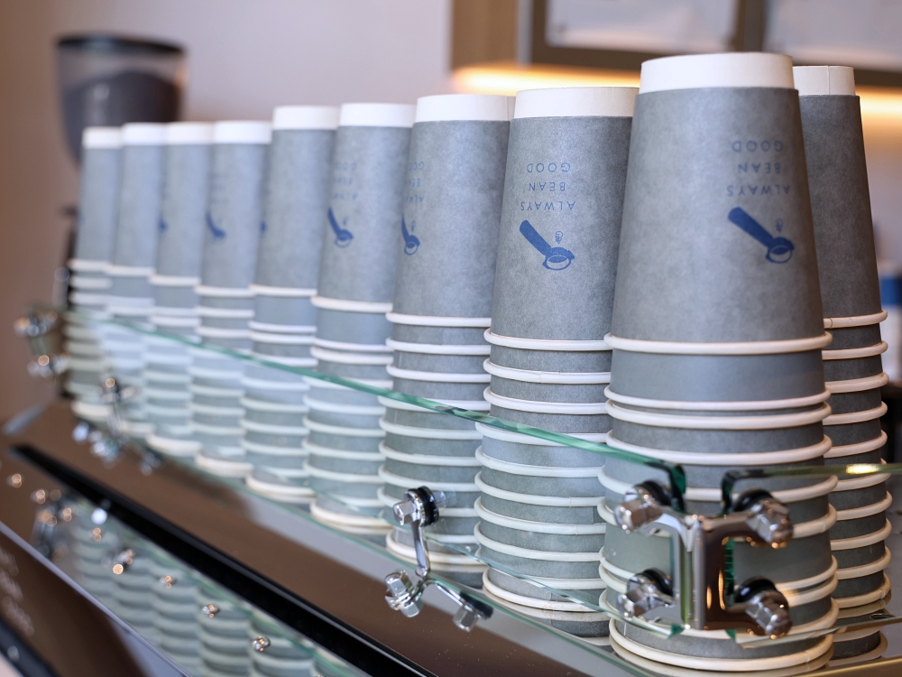 ABG Coffee 台中公益店 | 純白系文青風,台中不限時咖啡館,也是寵物友善咖啡館 ABG Coffee 台中公益店 | 純白系文青風,台中不限時咖啡館,也是寵物友善咖啡館