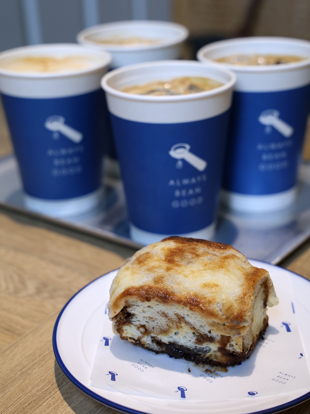 ABG Coffee 台中公益店 | 純白系文青風,台中不限時咖啡館,也是寵物友善咖啡館 ABG Coffee 台中公益店 | 純白系文青風,台中不限時咖啡館,也是寵物友善咖啡館