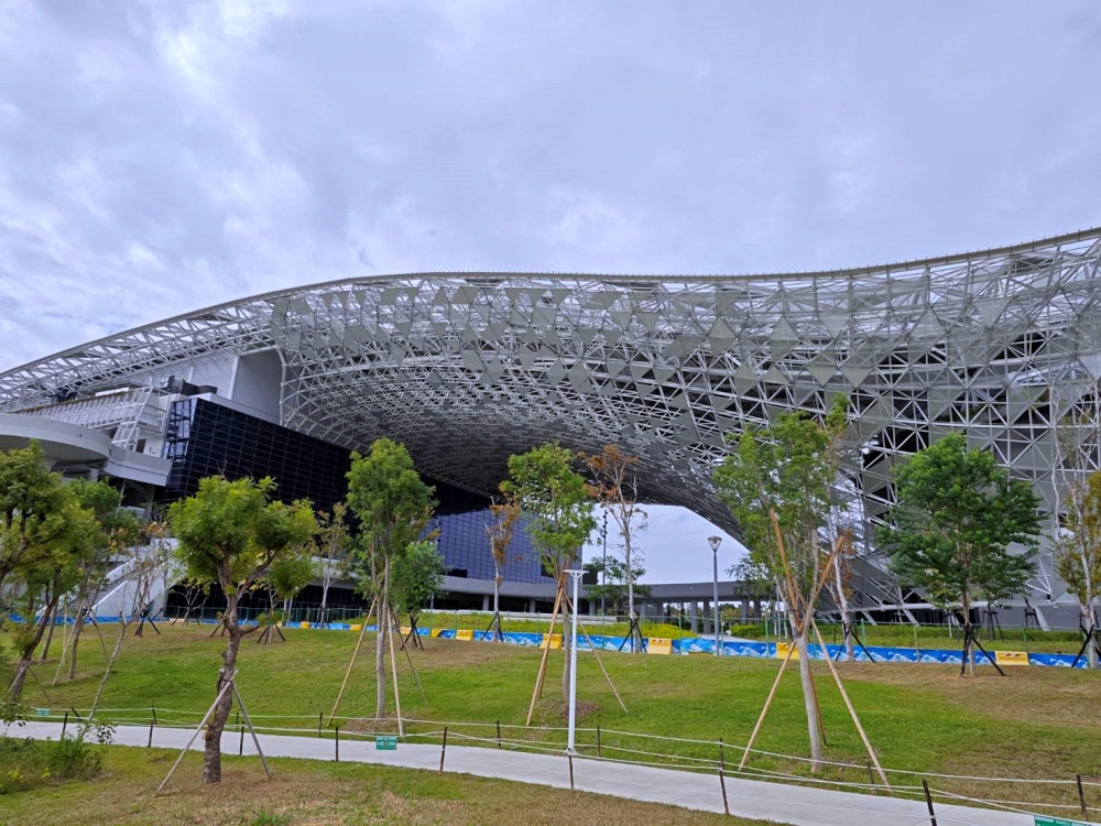 殿堂級超美建築!台中綠美圖試營運有交通接駁車 殿堂級超美建築!台中綠美圖試營運有交通接駁車