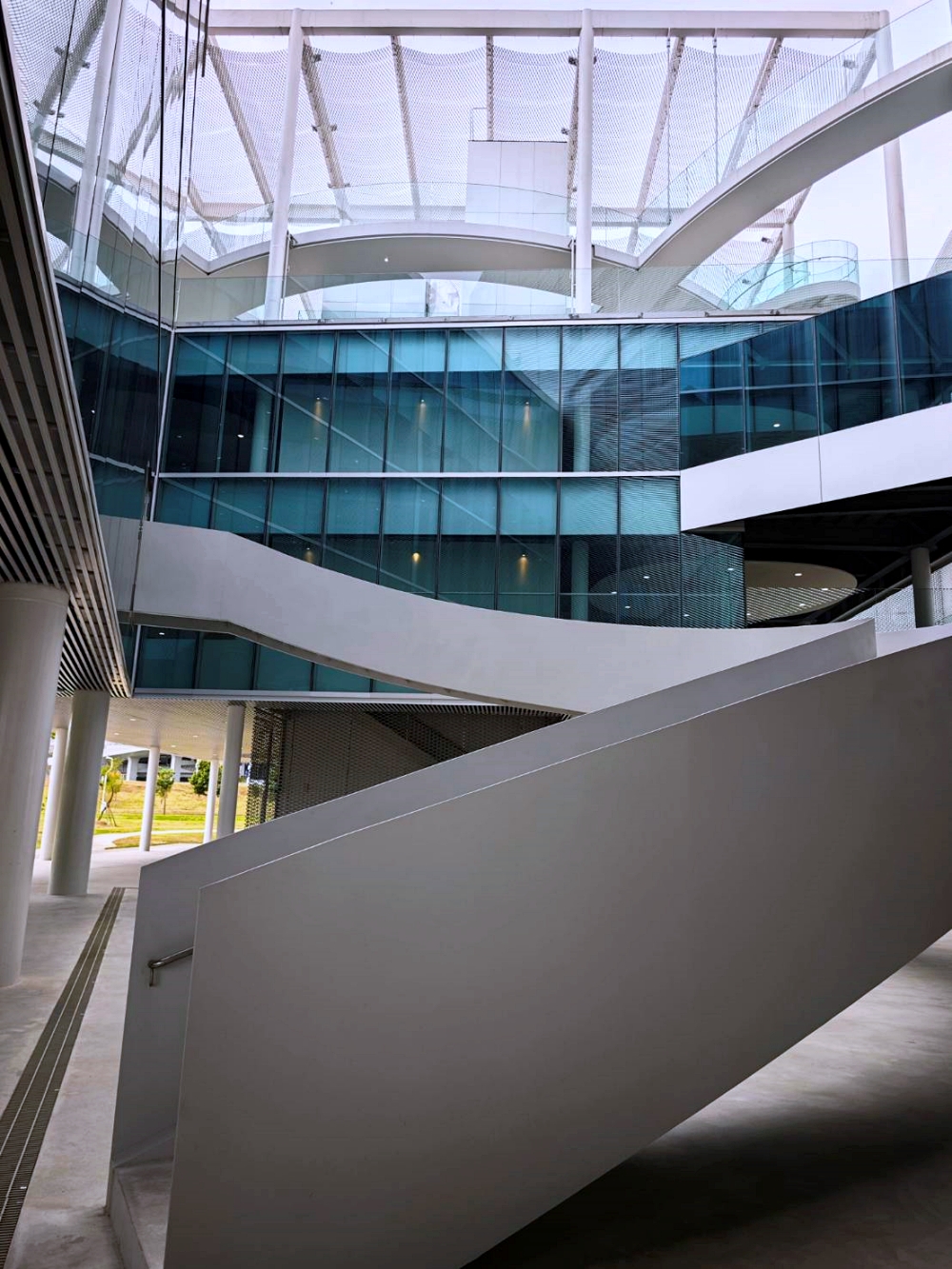 殿堂級超美建築!台中綠美圖試營運有交通接駁車 殿堂級超美建築!台中綠美圖試營運有交通接駁車