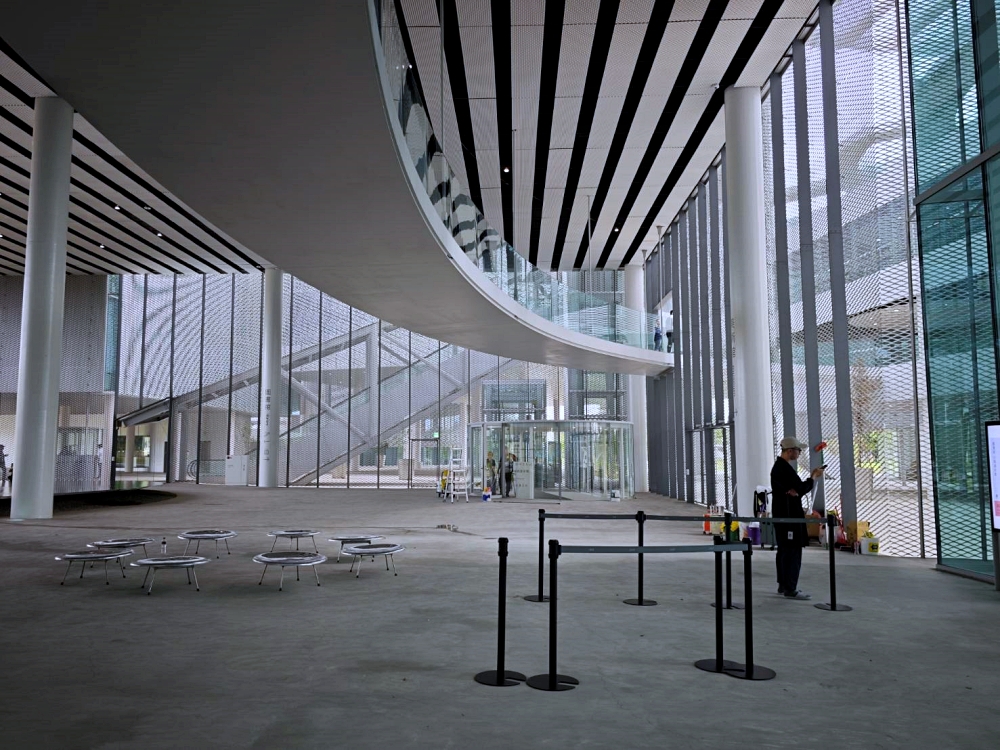 殿堂級超美建築!台中綠美圖試營運有交通接駁車 殿堂級超美建築!台中綠美圖試營運有交通接駁車