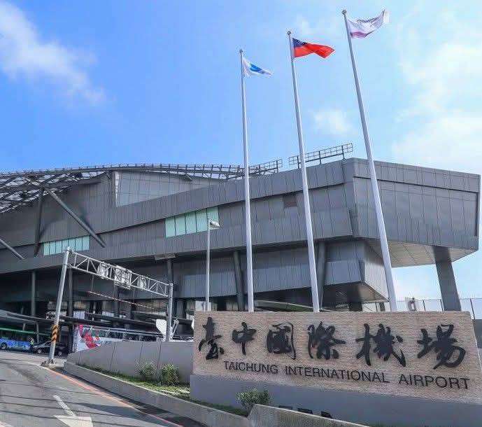 台中機場公車整理好囉！333公車只要10元超划~