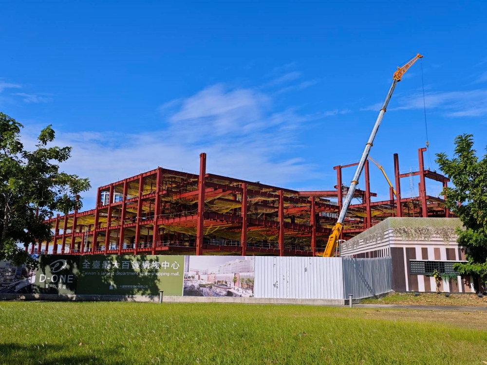 全台最大百貨 D‑ONE 第一大天地，購物新地標即將崛起！