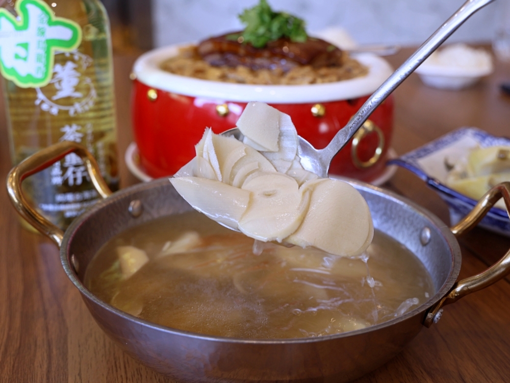 豪客窯烤雞紫南宮店 | 紫南宮拜拜必吃烤雞，300度高溫皮脆肉爆汁，竹山紫南宮烤雞推薦