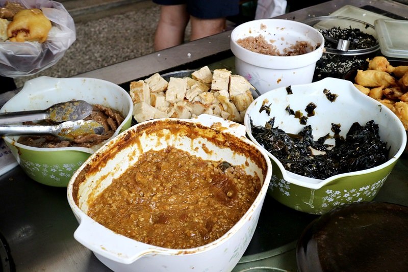 青海路日式飯糰 | 壽司米包卜肉、厚蛋燒，懂吃就懂的台中必吃飯糰~