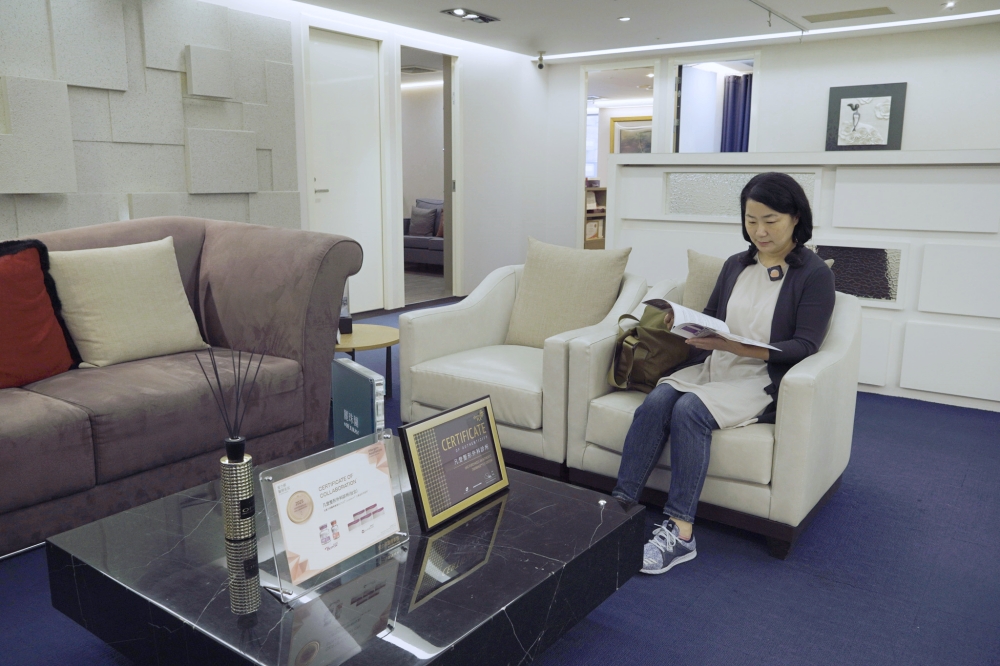 眼袋手術全記錄 | 我的眼袋終於變臥蠶！唯一後悔就是沒有更早做