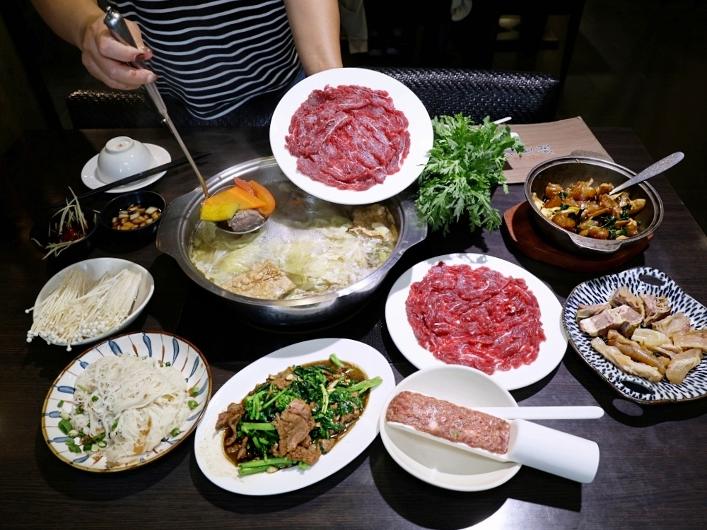 牛老總涮牛肉五權店 | 台中溫體牛火鍋吃這間,20年老店必點雙人套餐 牛老總涮牛肉五權店 | 台中溫體牛火鍋吃這間,20年老店必點雙人套餐