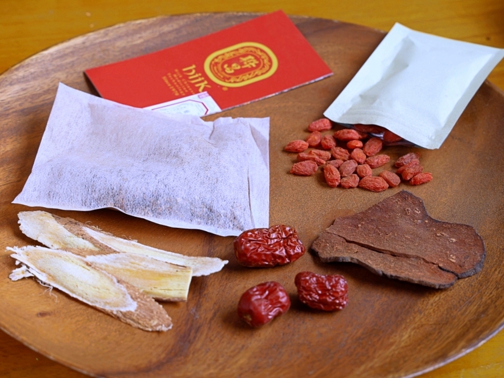 四季進補！聯昌中藥燉包 何首烏×八珍，用電鍋就能煮出暖心幸福味