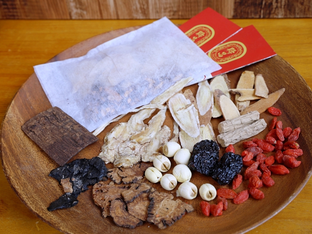 四季進補！聯昌中藥燉包 何首烏×八珍，用電鍋就能煮出暖心幸福味