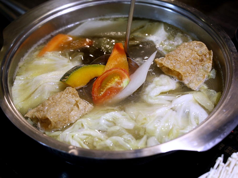 牛老總涮牛肉五權店 | 台中溫體牛火鍋吃這間,20年老店必點雙人套餐 牛老總涮牛肉五權店 | 台中溫體牛火鍋吃這間,20年老店必點雙人套餐