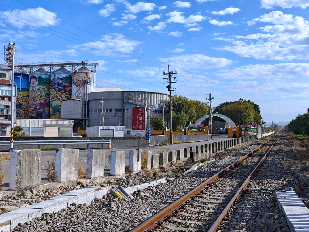 清水區農會休閒觀光園區 完整攻略 | 老穀倉蛻變成台中海線免費新景點，相當接地氣好拍又好買