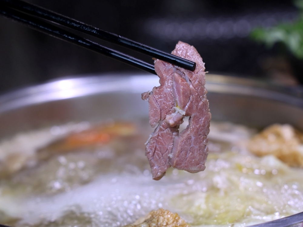 牛老總涮牛肉五權店 | 台中溫體牛火鍋吃這間,20年老店必點雙人套餐 牛老總涮牛肉五權店 | 台中溫體牛火鍋吃這間,20年老店必點雙人套餐